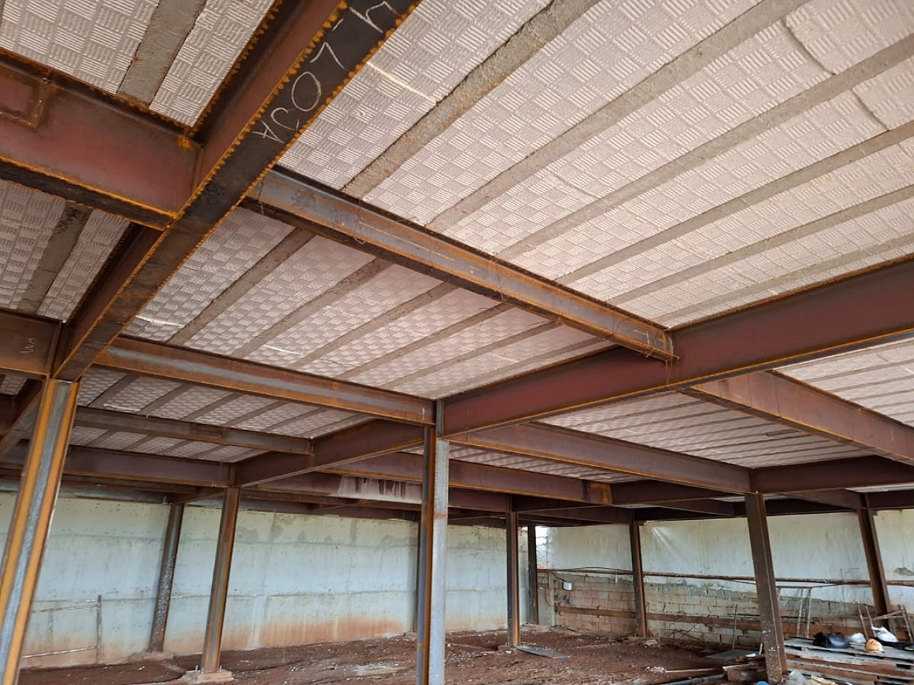 Laje protendida em obra