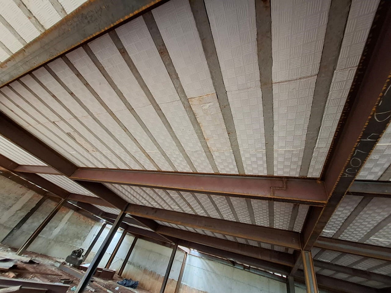 Laje protendida em obra