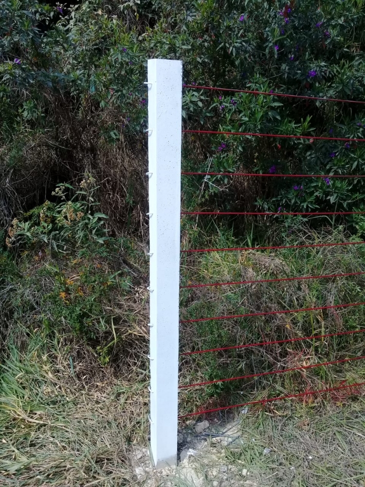 Mourão seção quadrada