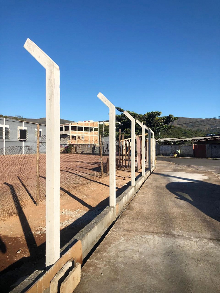 Mourão seção quadrada